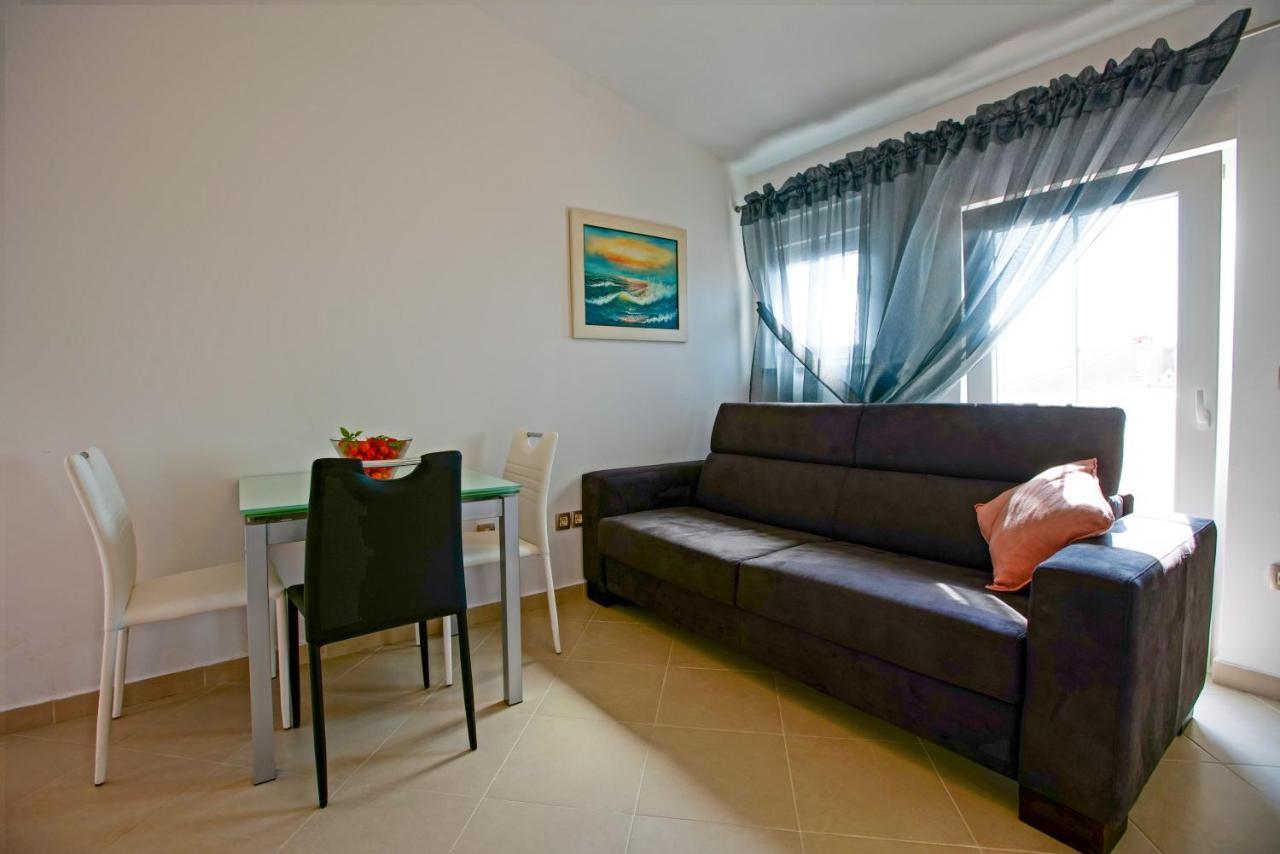 Ferienwohnung Maslina & Lavanda Podstrana Exterior foto