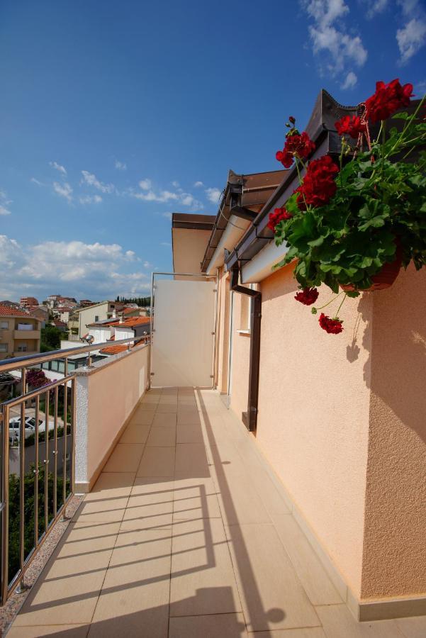 Ferienwohnung Maslina & Lavanda Podstrana Exterior foto