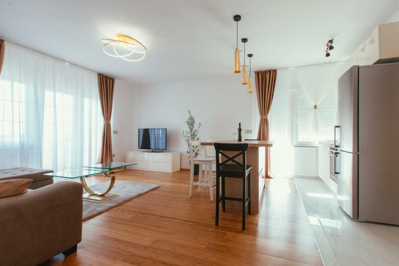 Ferienwohnung Maslina & Lavanda Podstrana Exterior foto